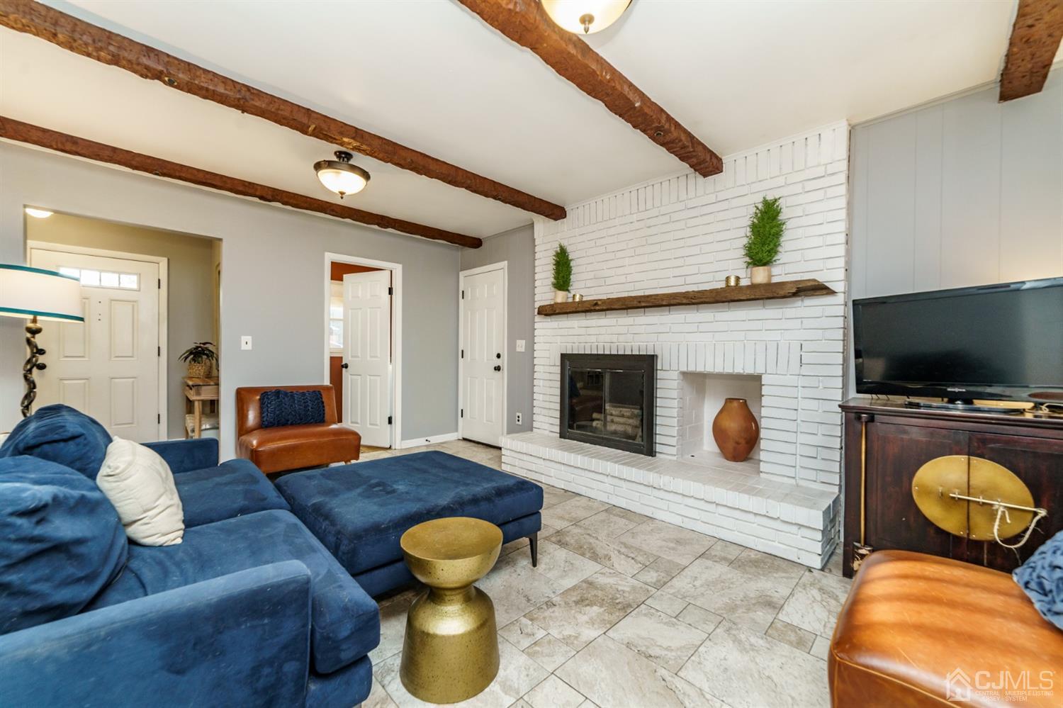 1044 Carteret Road Bridgewater, NJ 08807 - Photo 3 of 37 Gallery Image 3