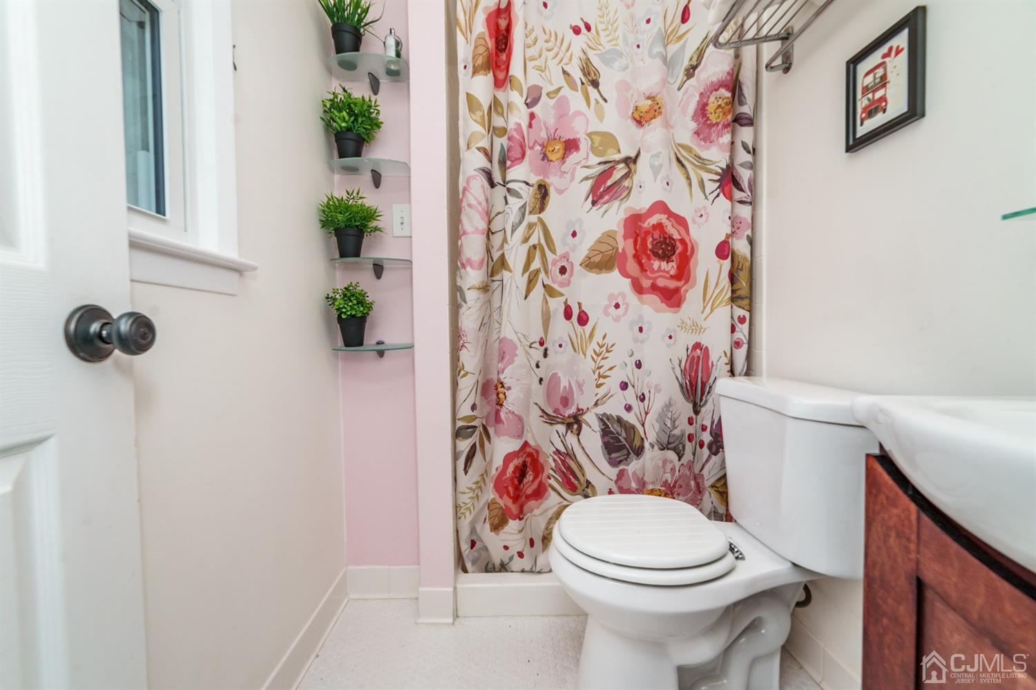 1044 Carteret Road Bridgewater, NJ 08807 - Photo 21 of 37 Gallery Image 21