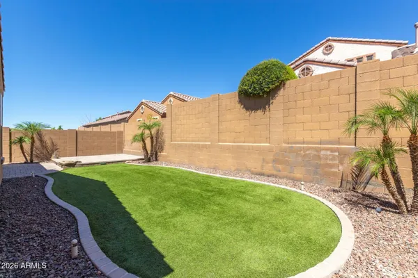 $2,400 | 7152 West Milton Drive, Peoria, AZ 85383