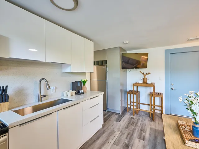 $1,749,000 | 2020 Washington Street, Unit 18, Hollywood, FL 33020