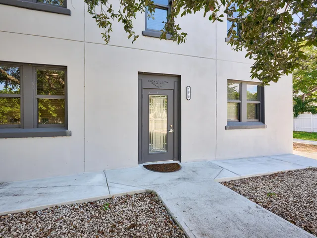 $1,749,000 | 2020 Washington Street, Unit 18, Hollywood, FL 33020