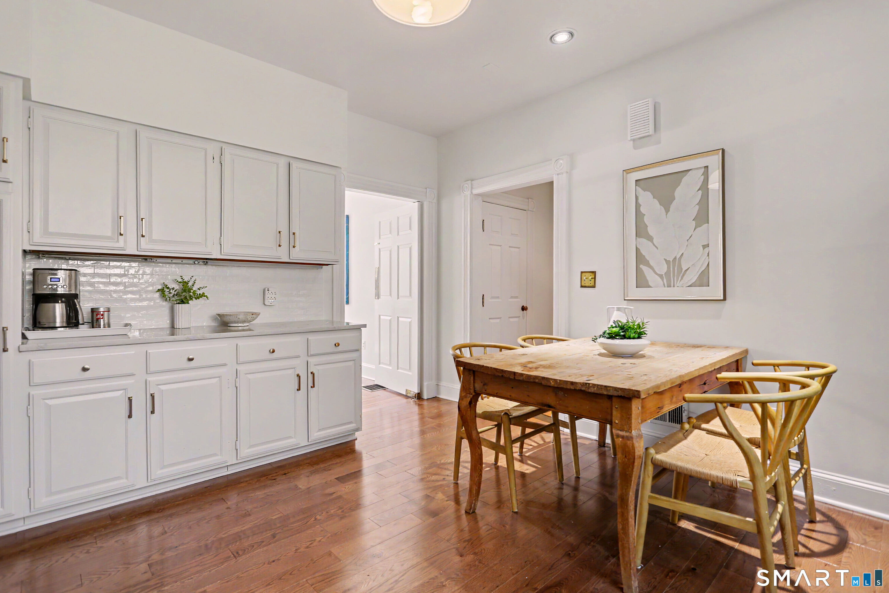 462 Riverside Avenue Westport, CT 06880 - Photo 14 of 37