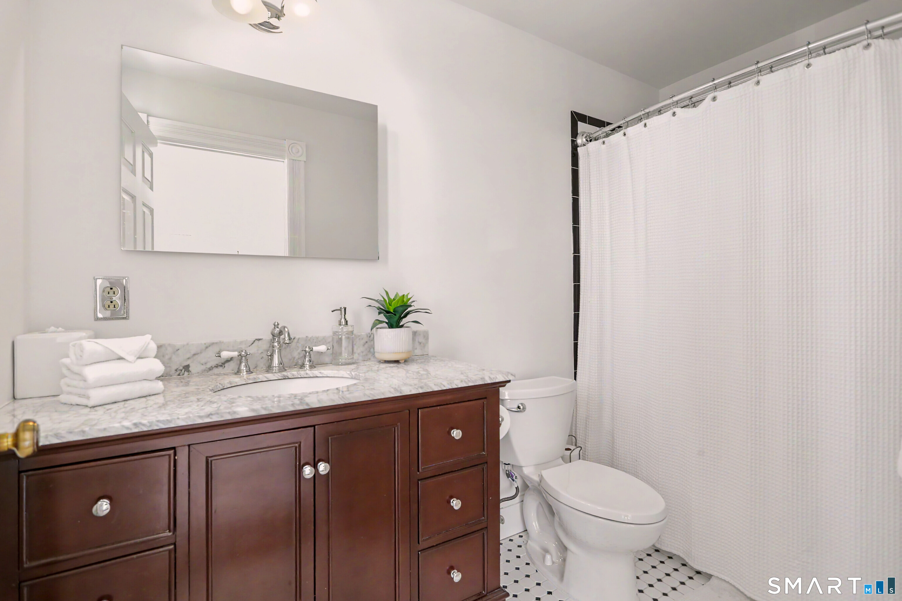 462 Riverside Avenue Westport, CT 06880 - Photo 21 of 37