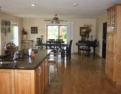 2211 North Portage Road Jackson, MI 49201 - Photo 3 of 9 Photo 3