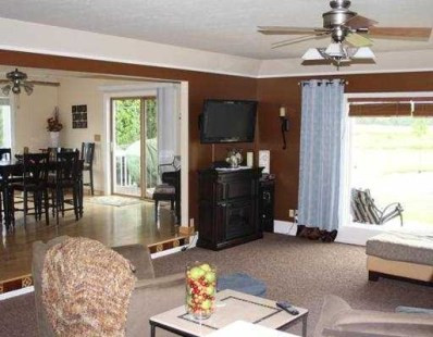 2211 North Portage Road Jackson, MI 49201 - Photo 4 of 9 Photo 4