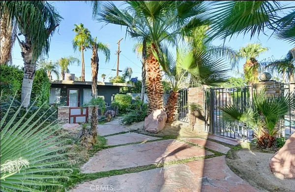 $1,475 | 912 East Chuckwalla Road, Palm Springs, CA 92262