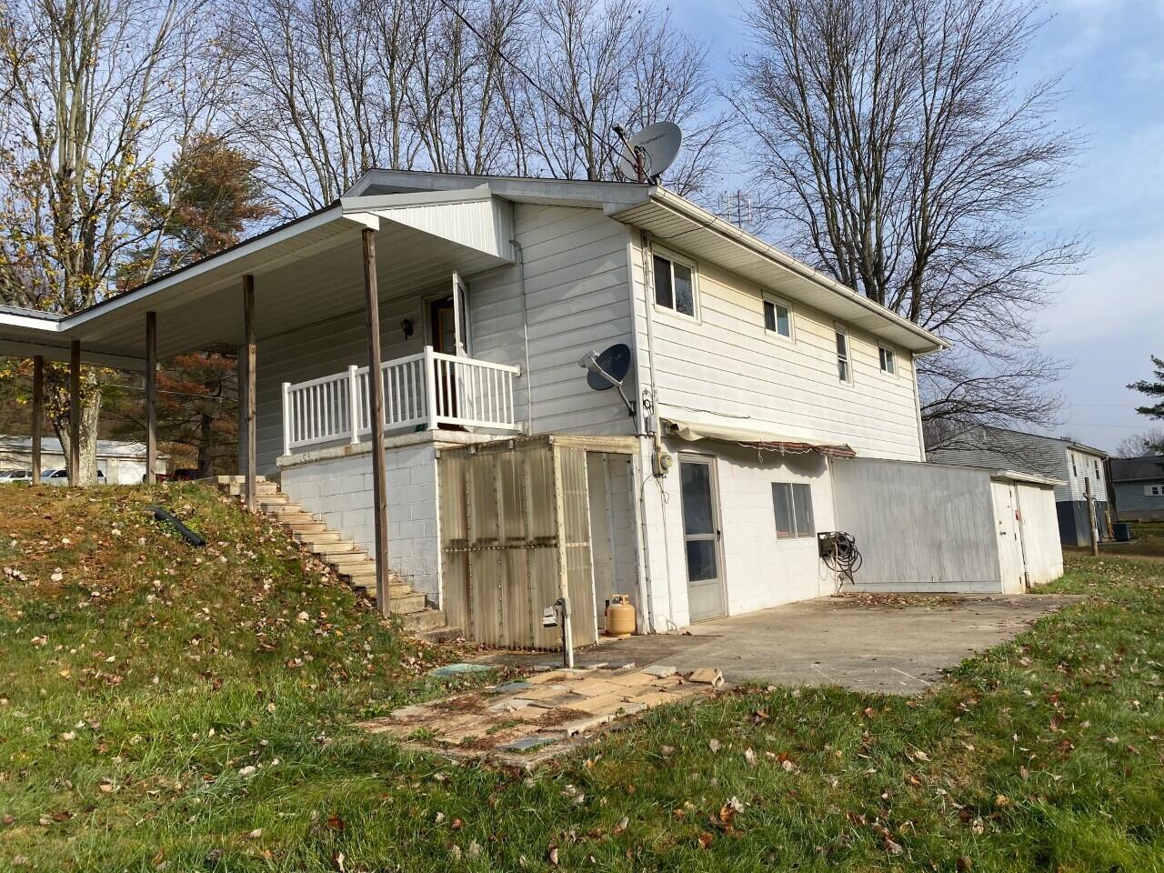 2165 Hamburg Road Southwest Lancaster, OH 43130 - Photo 15 of 19 2165 Hamburg-17