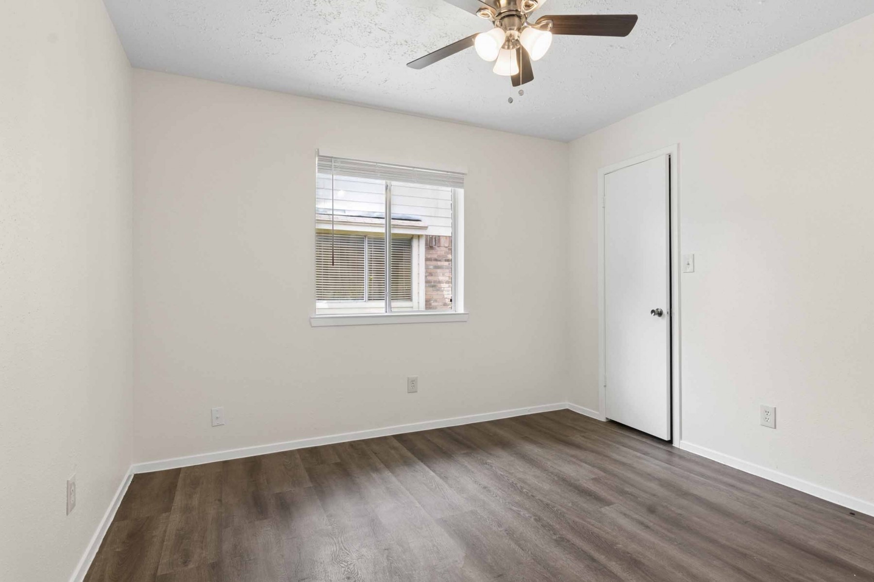 10411 Rabbit Oak Drive Houston, TX 77065 - Photo 21 of 22 Secondary bedroom 2
