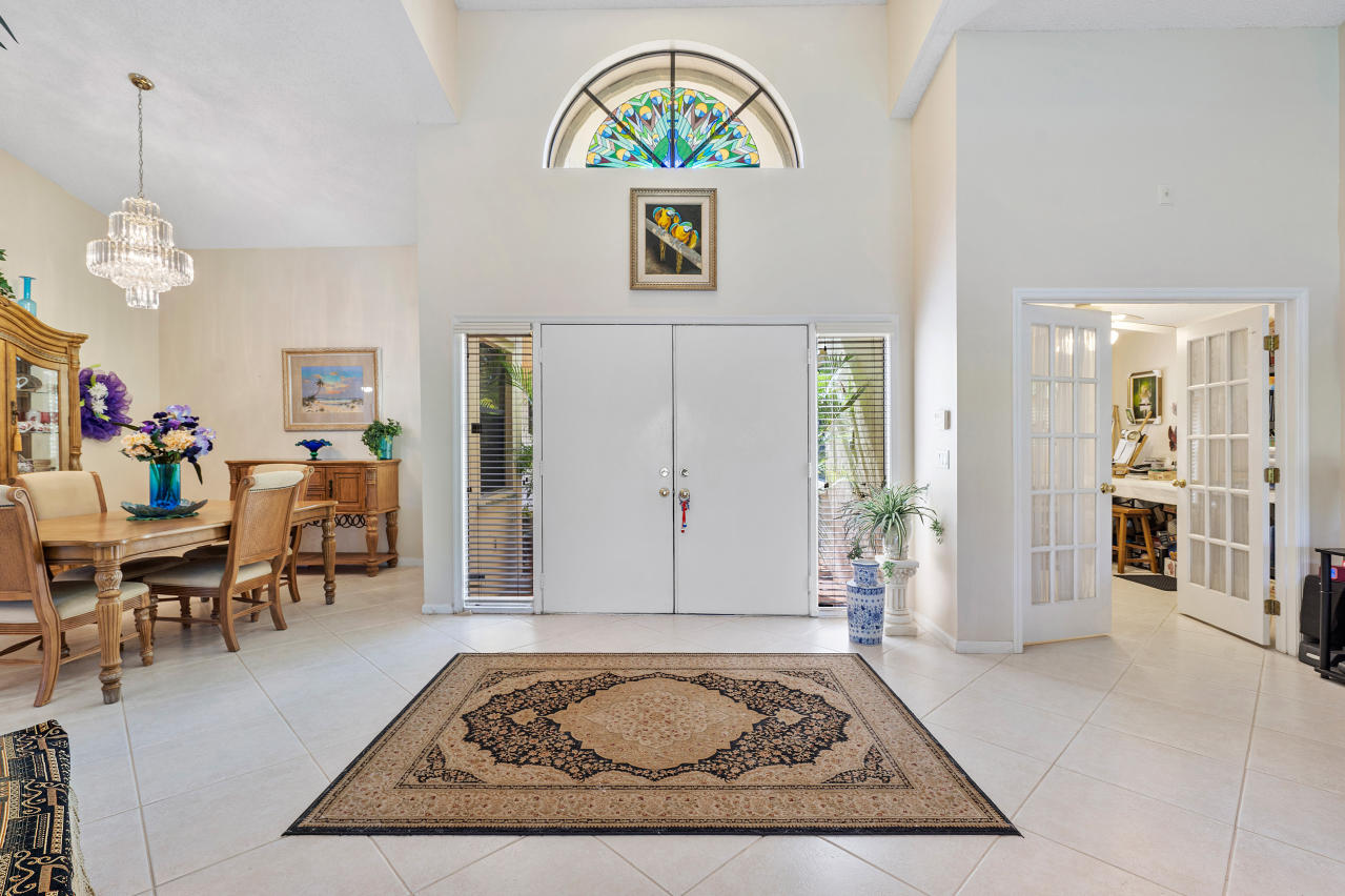 2335 Rabbit Hollowe Circle Delray Beach, FL 33445 - Photo 3 of 43 Inside of home entry