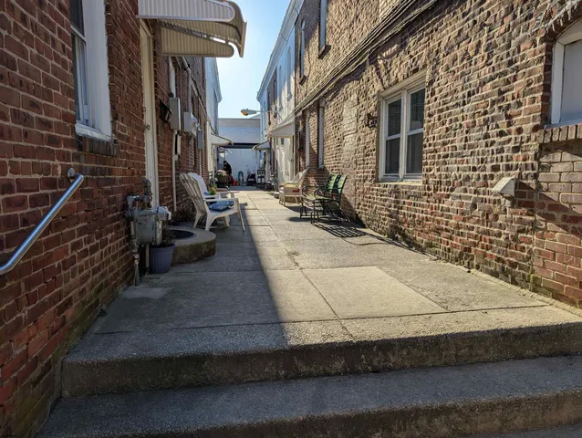 $2,400 | 4 Italy Terrace, Atlantic City, NJ 08401