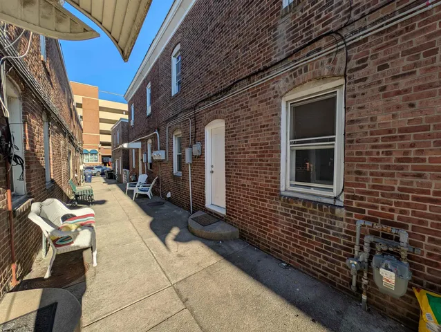 $2,400 | 4 Italy Terrace, Atlantic City, NJ 08401