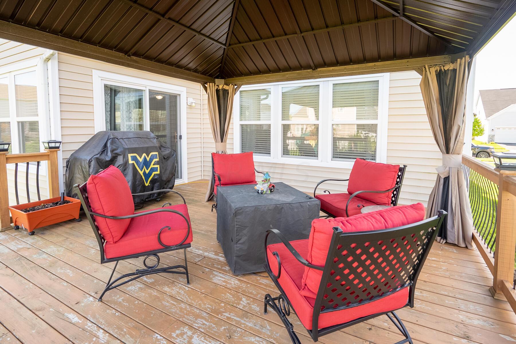 218 Christian Street Delaware, OH 43015 - Photo 11 of 41 Deck