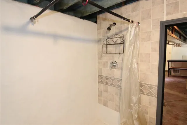 $199,950 | 2940 North 63rd Street, Kansas City, KS 66104