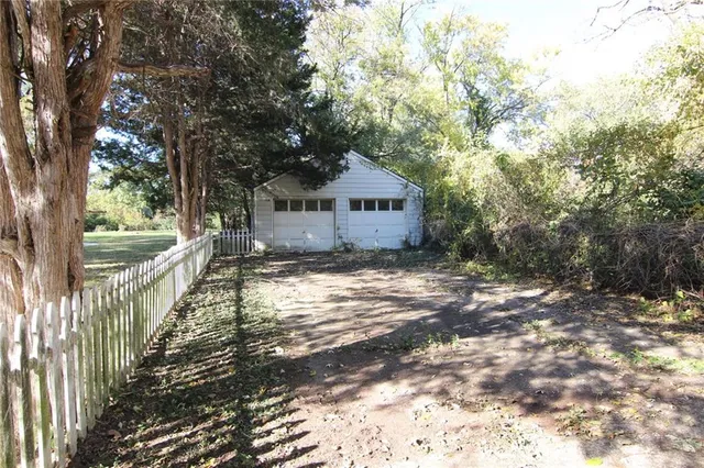 $199,950 | 2940 North 63rd Street, Kansas City, KS 66104