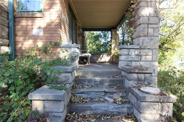 $199,950 | 2940 North 63rd Street, Kansas City, KS 66104