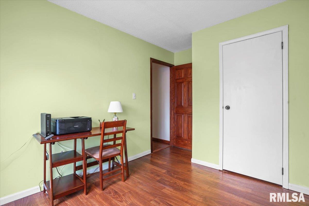1952 Stonehenge Road Springfield, IL 62702 - Photo 24 of 38