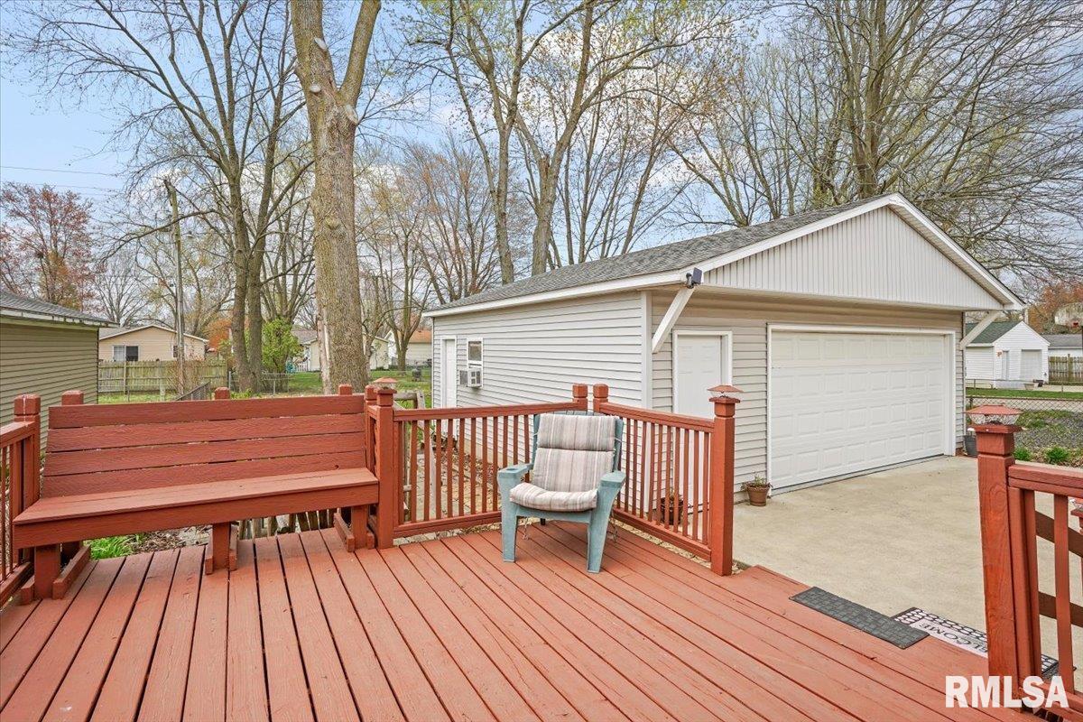 1952 Stonehenge Road Springfield, IL 62702 - Photo 33 of 38