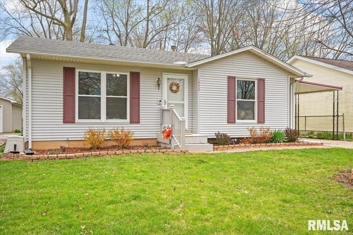 1952 Stonehenge Road Springfield, IL 62702 - Photo 4 of 38