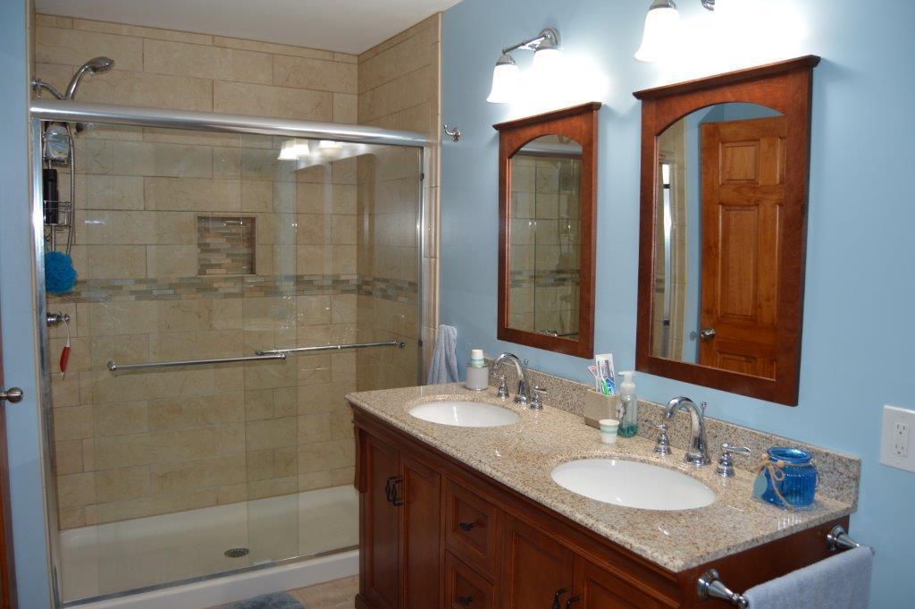 106 Roderick Road Winslow, ME 04901 - Photo 30 of 38 27masterbath