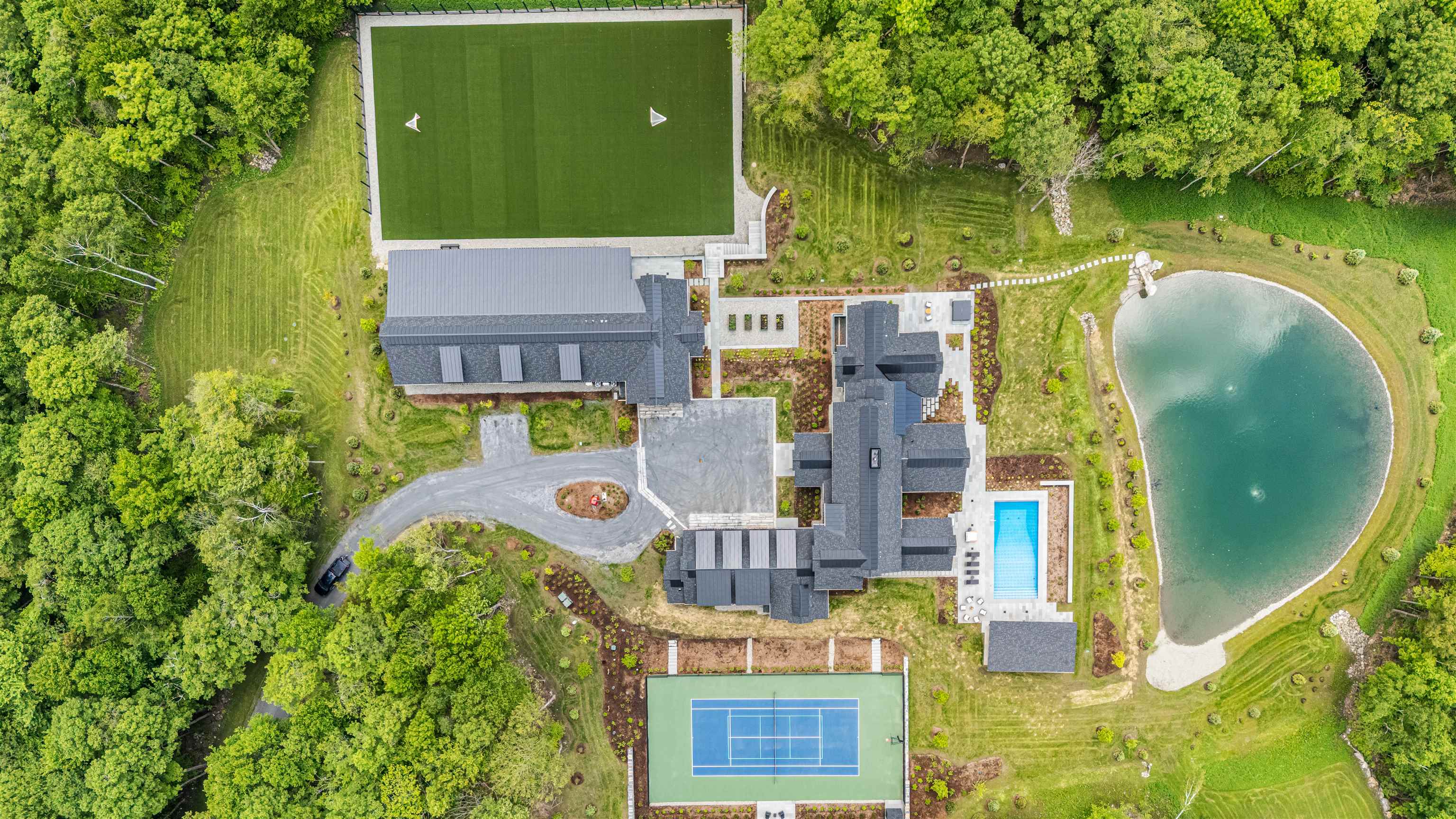 1084 Wade Pasture Road Stowe, VT 05672 - Photo 16 of 60