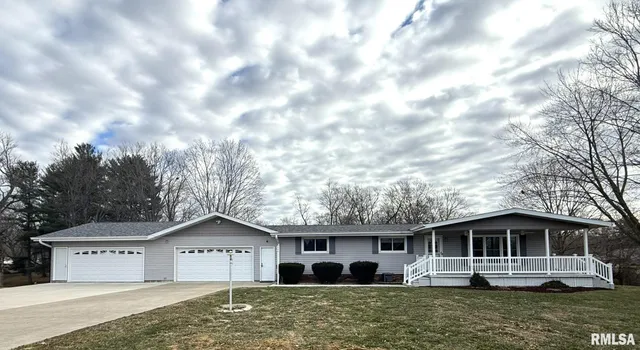 $239,900 | 38 Lincoln Street, Knoxville, IL 61448