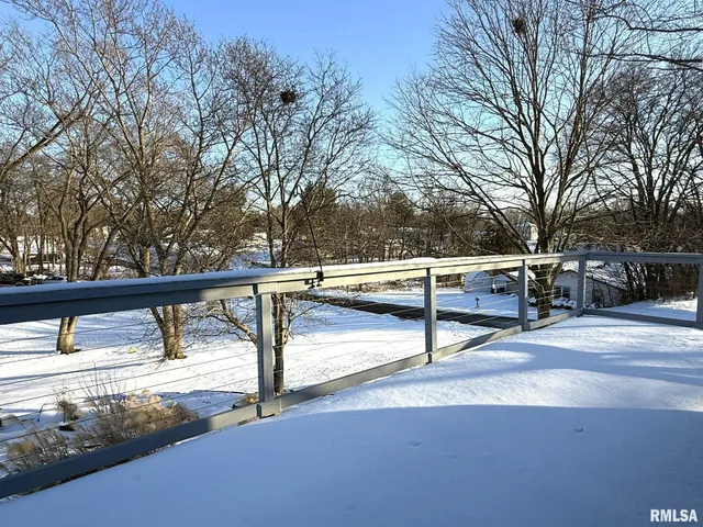 $239,900 | 38 Lincoln Street, Knoxville, IL 61448