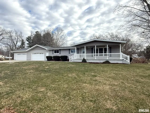 $239,900 | 38 Lincoln Street, Knoxville, IL 61448