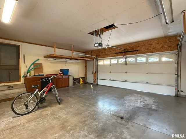 $239,900 | 38 Lincoln Street, Knoxville, IL 61448