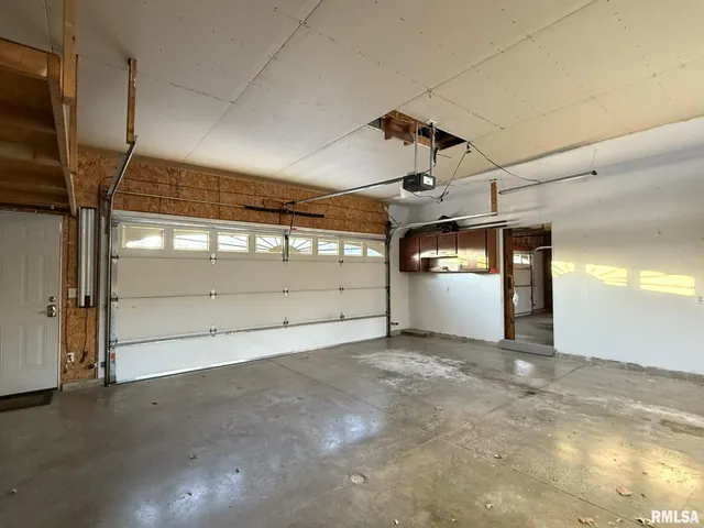 $239,900 | 38 Lincoln Street, Knoxville, IL 61448