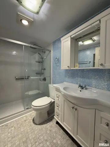 $239,900 | 38 Lincoln Street, Knoxville, IL 61448