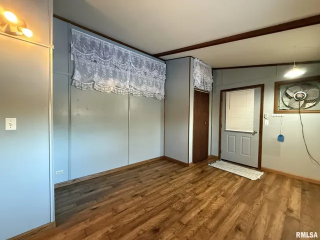 $239,900 | 38 Lincoln Street, Knoxville, IL 61448