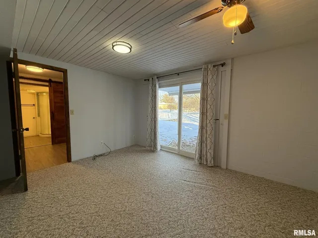 $239,900 | 38 Lincoln Street, Knoxville, IL 61448