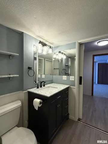 $239,900 | 38 Lincoln Street, Knoxville, IL 61448