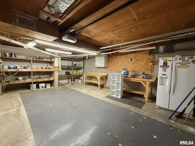 $239,900 | 38 Lincoln Street, Knoxville, IL 61448