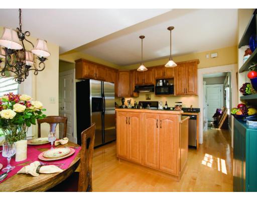 22 Warwick Road Newton, MA 02465 - Photo 5 of 8