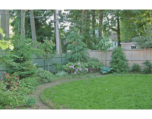 22 Warwick Road Newton, MA 02465 - Photo 8 of 8