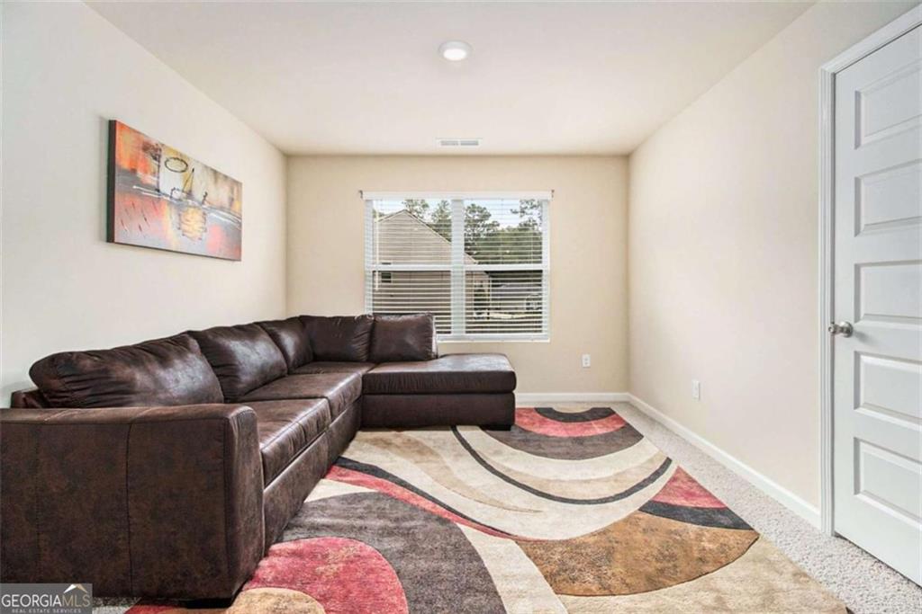 3744 Hampshire Walk Southwest Atlanta, GA 30331 - Photo 6 of 9