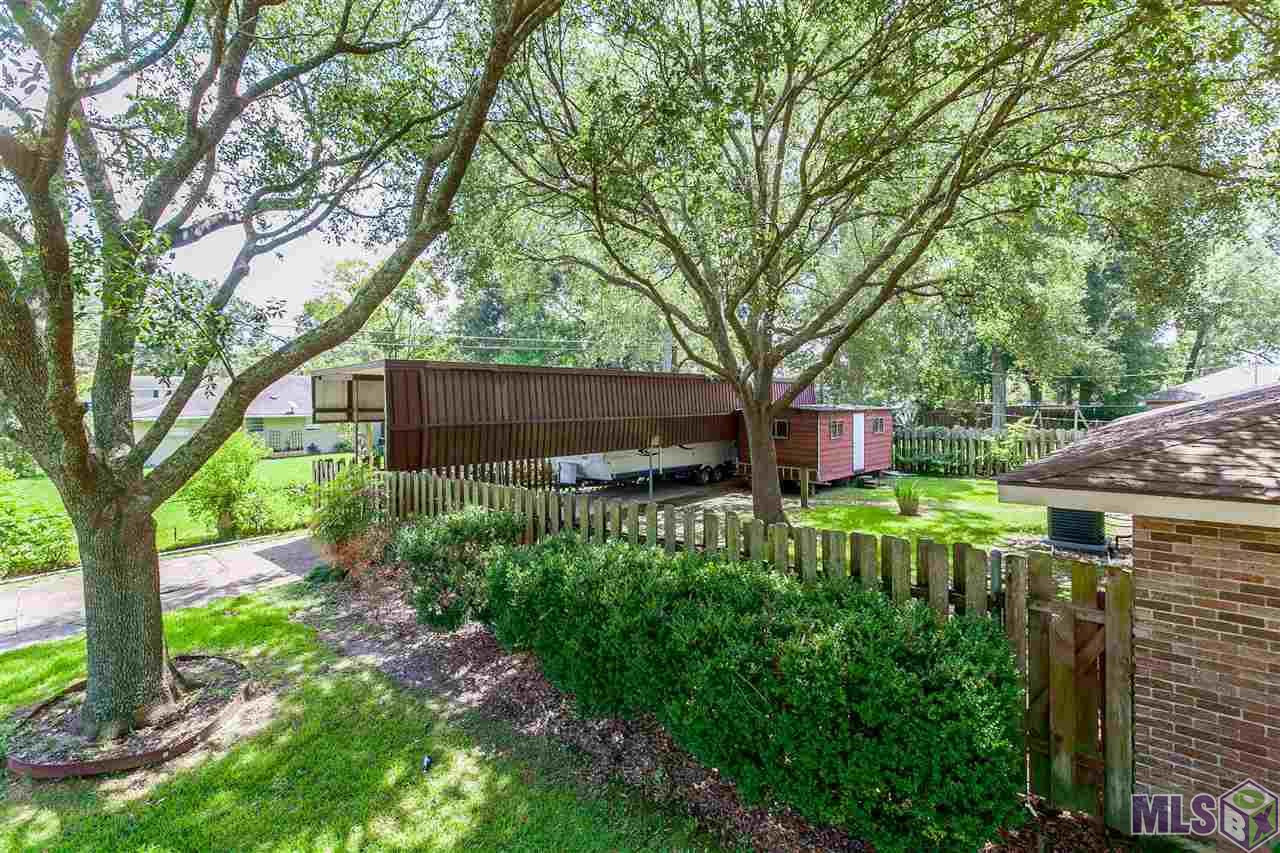 10396 Cal Road Baton Rouge, LA 70809 - Photo 24 of 29 Covered RV port and Storage building