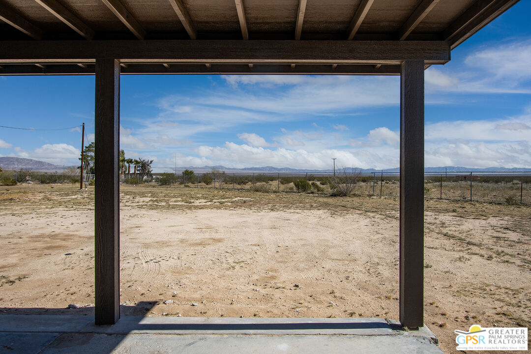 60777 Adele Road Landers, CA 92285 - Photo 14 of 50