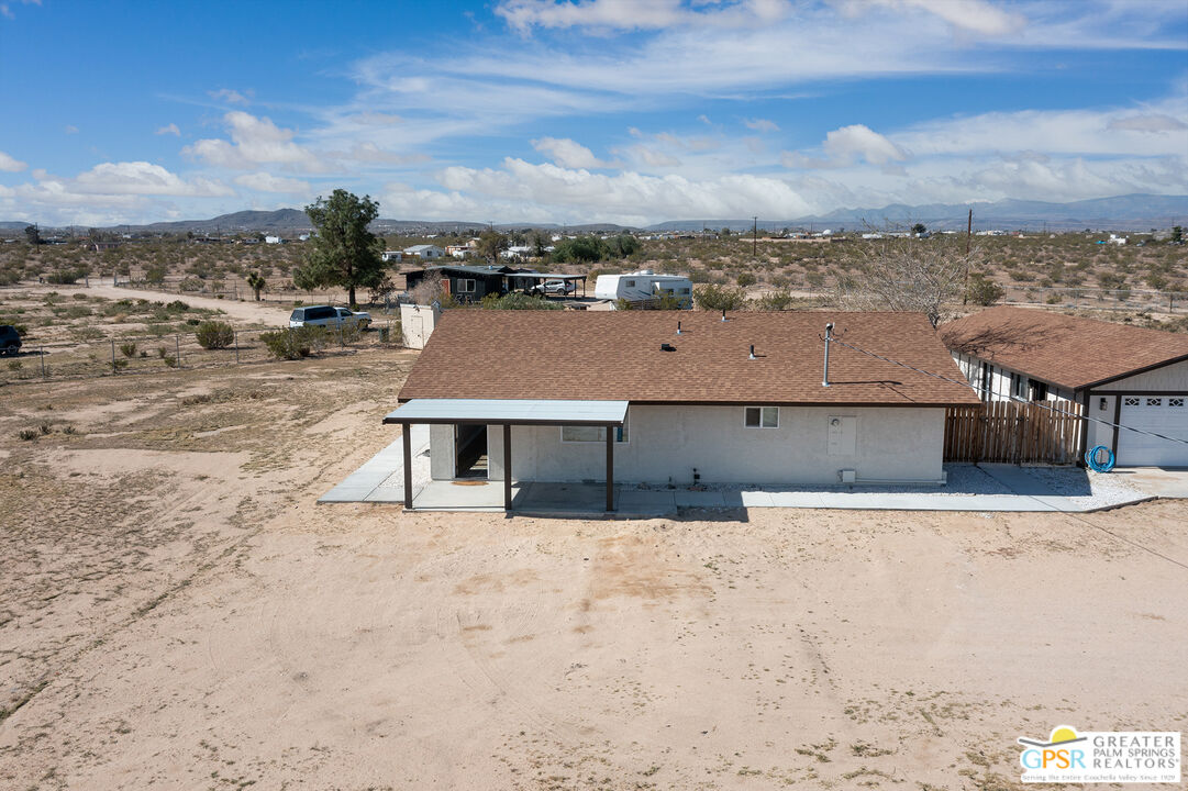 60777 Adele Road Landers, CA 92285 - Photo 6 of 50