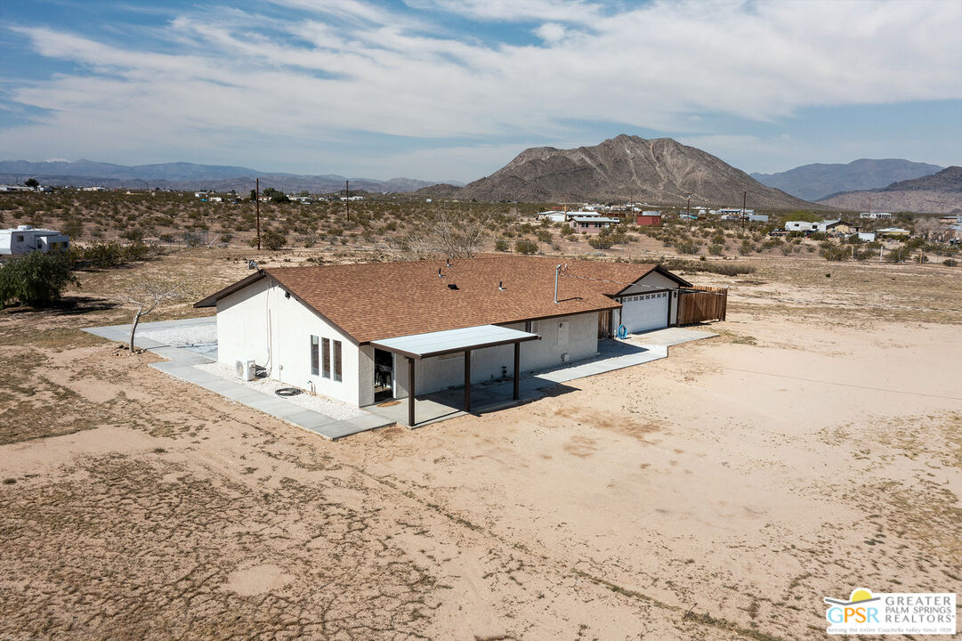 60777 Adele Road Landers, CA 92285 - Photo 7 of 50