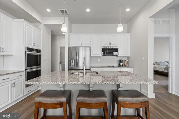 $525,000 | 2833 Town View Circle, New Windsor, MD 21776