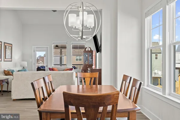 $525,000 | 2833 Town View Circle, New Windsor, MD 21776