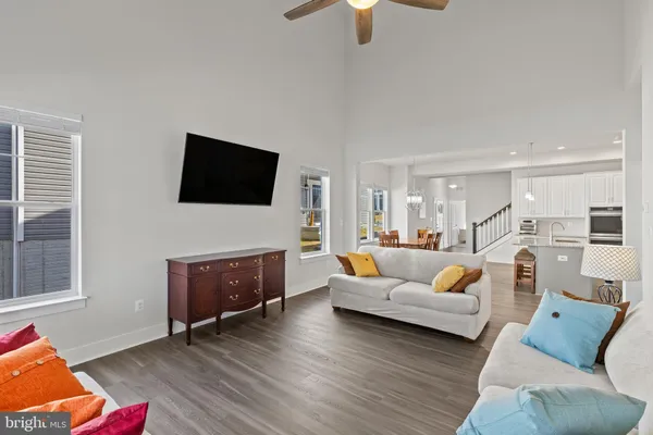 $525,000 | 2833 Town View Circle, New Windsor, MD 21776