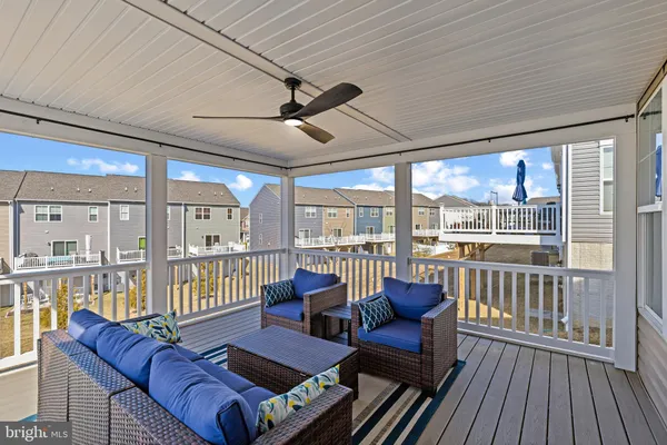 $525,000 | 2833 Town View Circle, New Windsor, MD 21776