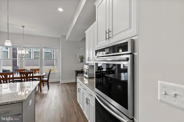 $525,000 | 2833 Town View Circle, New Windsor, MD 21776