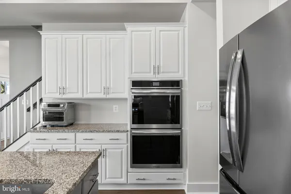 $525,000 | 2833 Town View Circle, New Windsor, MD 21776