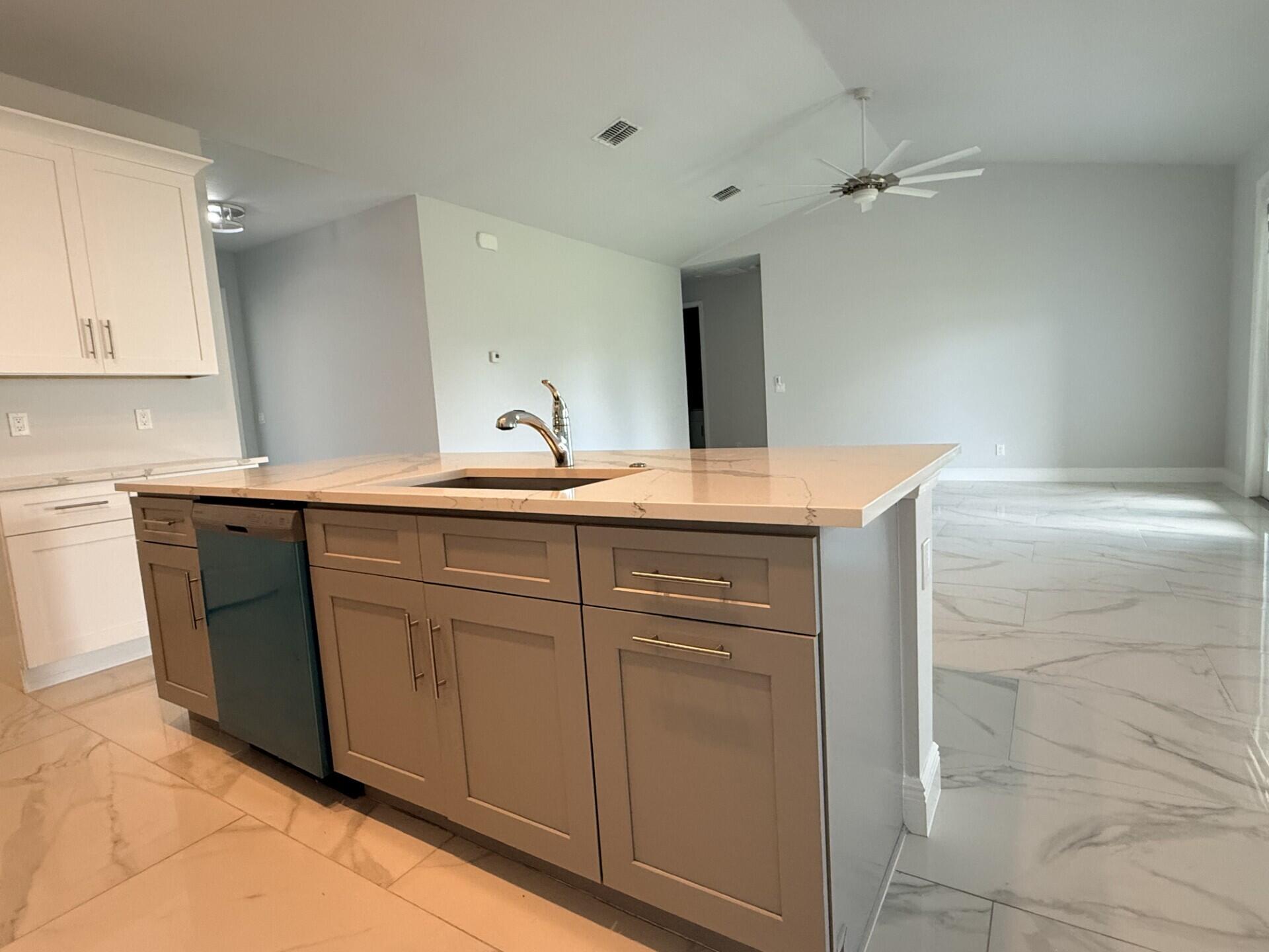 5673 Northwest Whitecap Road Port St. Lucie, FL 34986 - Photo 8 of 31 26dc2c49-0baa-439e-859a-238143babe48