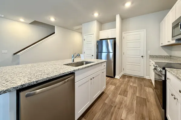 $2,195 | 7926 Triggerfish Way, Charleston, SC 29420