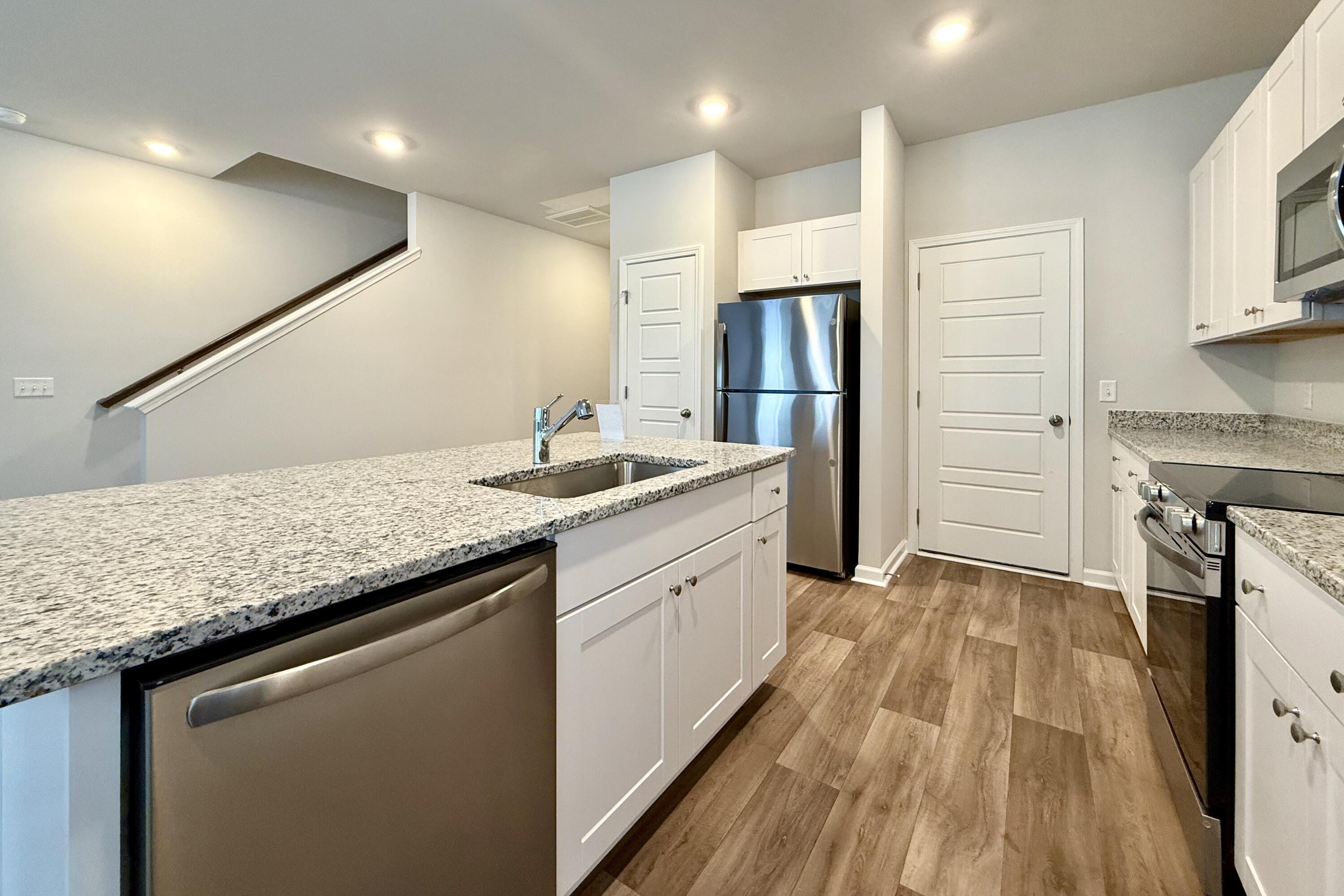 7926 Triggerfish Way Charleston, SC 29420 - Photo 2 of 19 2